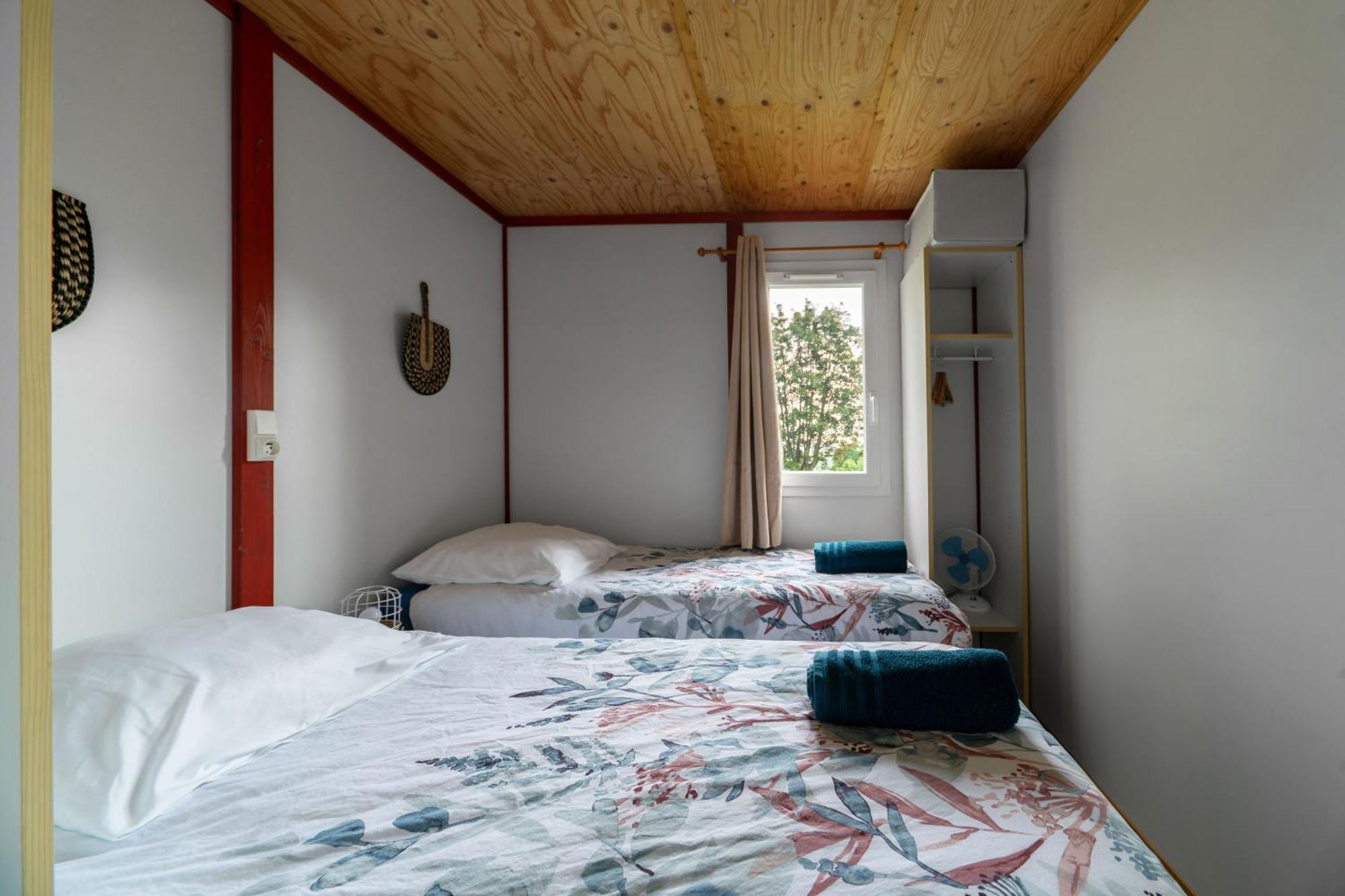 Camping Le Mont Libre - Cottage & Espace Nature - Gannat Exterior photo